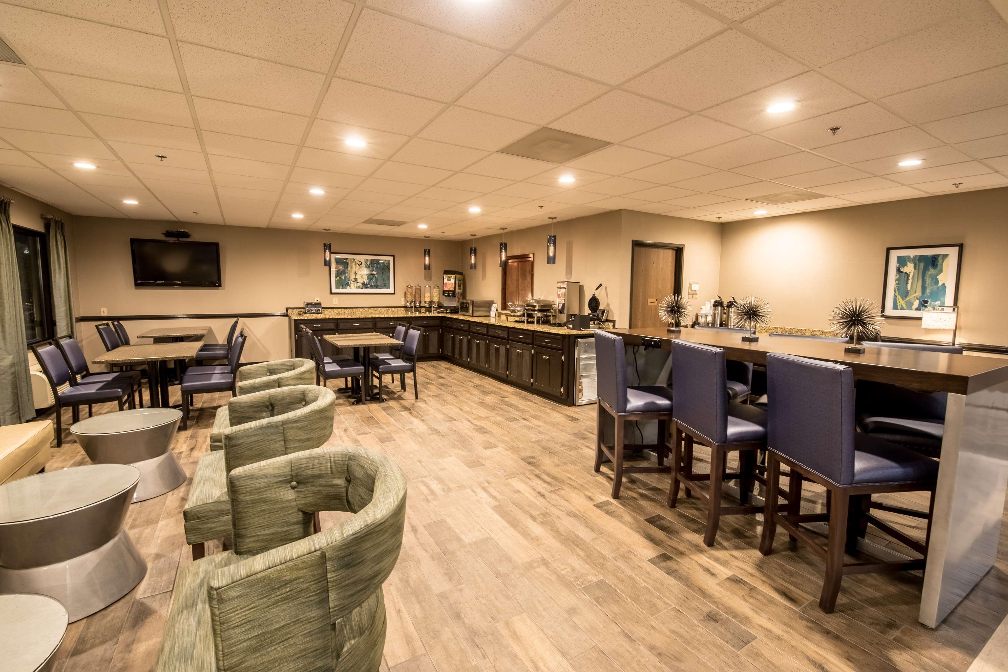 Best Western Augusta West Exteriér fotografie