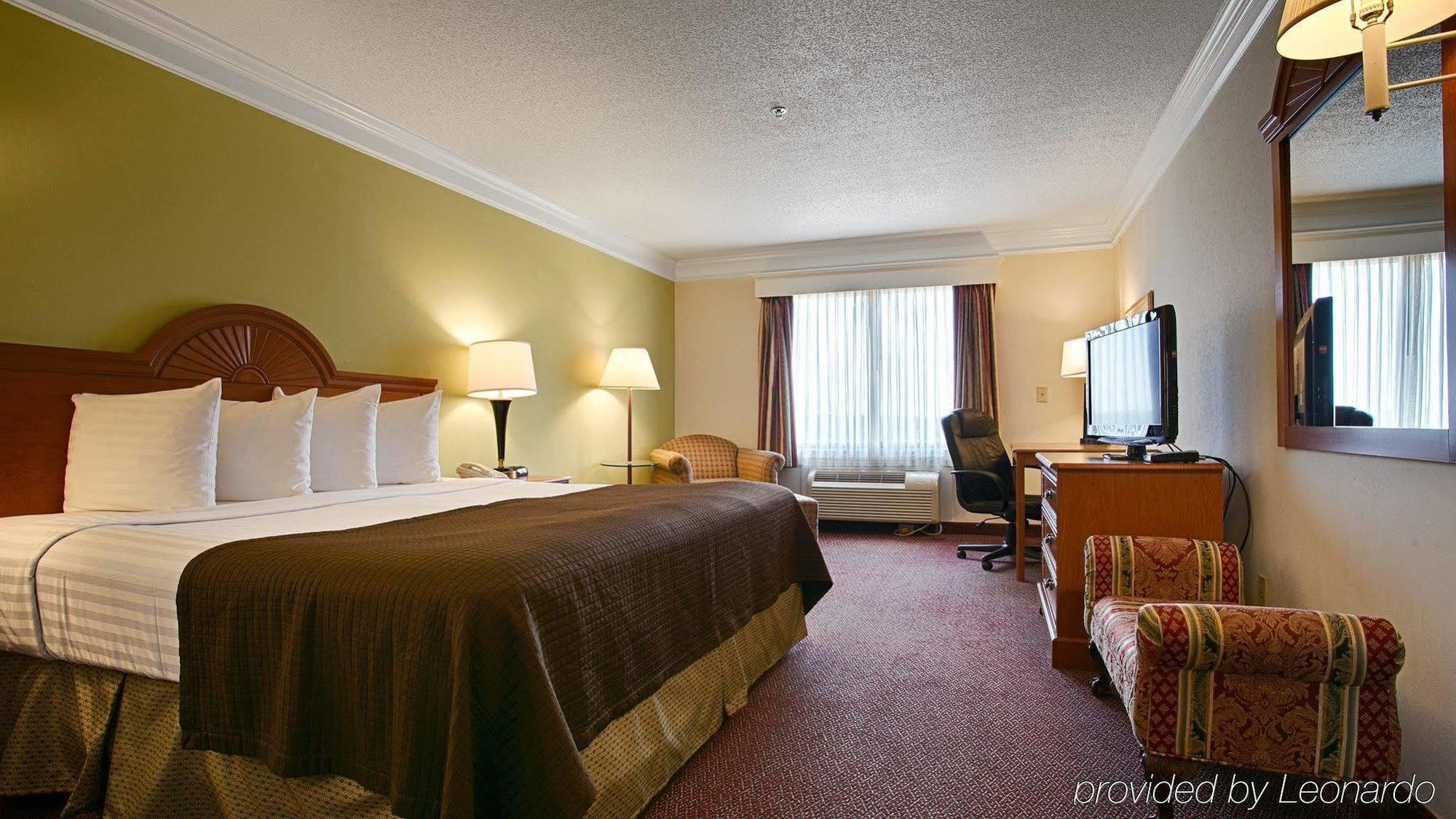 Best Western Augusta West Exteriér fotografie