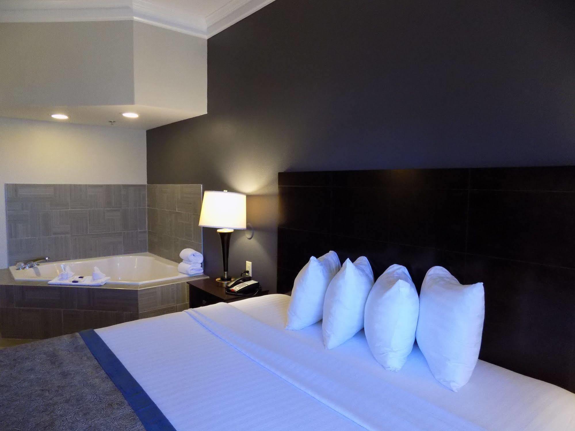 Best Western Augusta West Exteriér fotografie