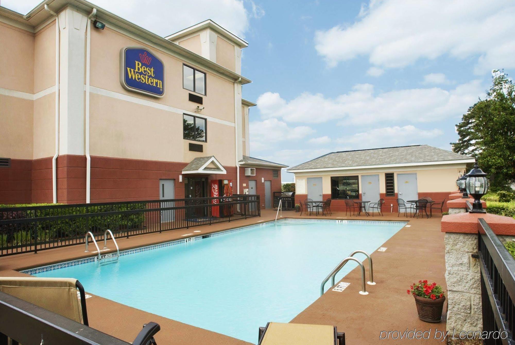 Best Western Augusta West Exteriér fotografie